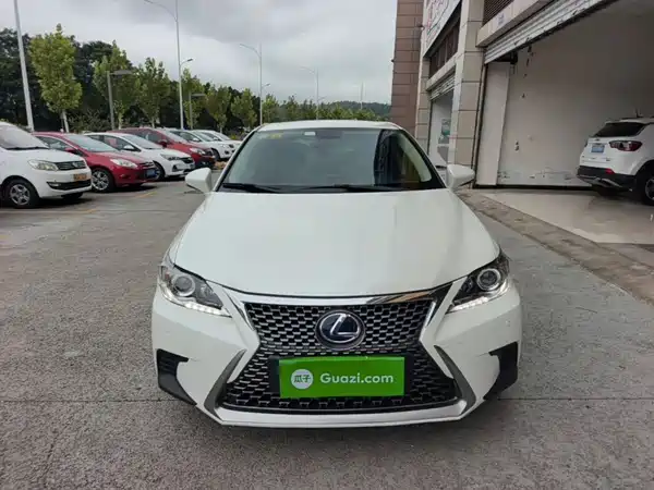 Lexus CT 2018
