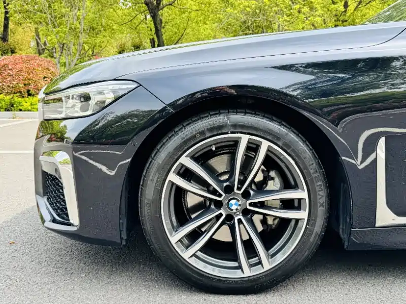 BMW 7 Series 2022 — фото 18