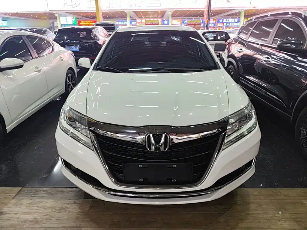 Honda Crider 2017