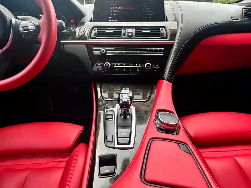 BMW 6 Series 2018 — фото 15