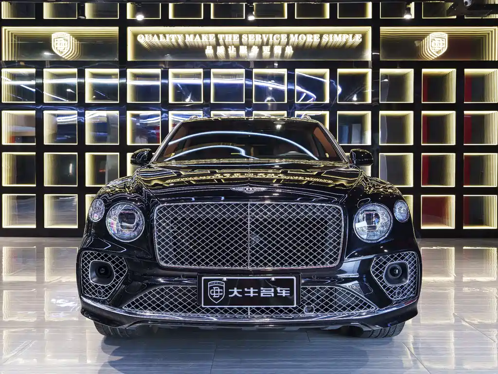 Bentley Bentayga 2022 — фото 2