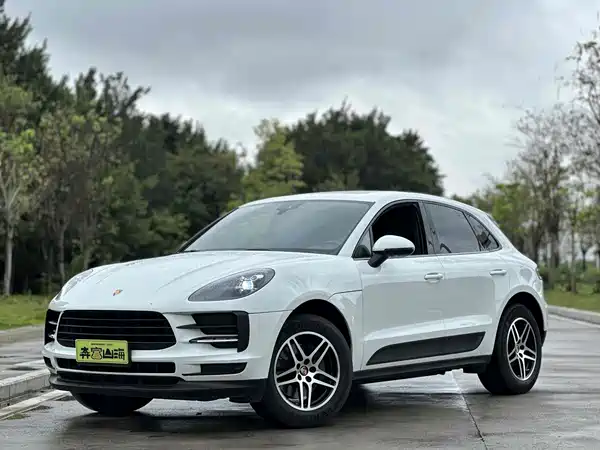 Porsche Macan 2020