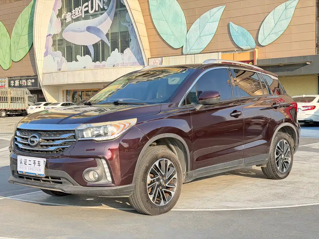 GAC Trumpchi GS4 2017 — фото 1