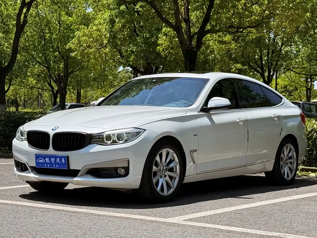 BMW 3 Series GT 2016 — фото 1
