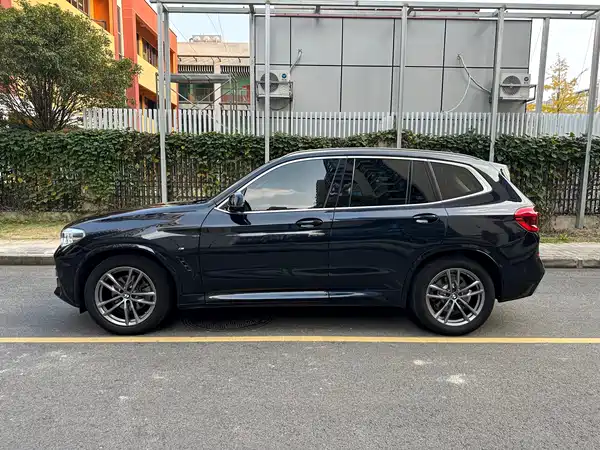 BMW X3 2021