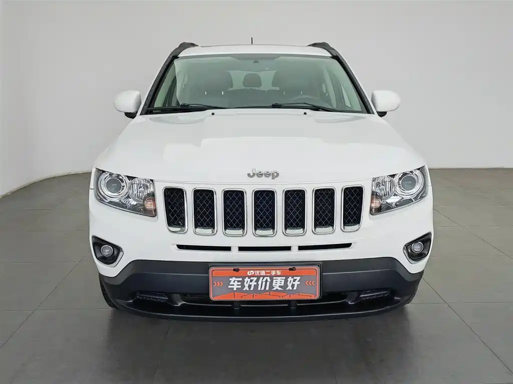 Jeep Compass 2015 — фото 3