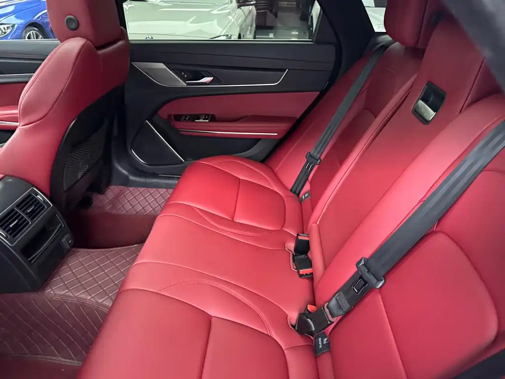 Jaguar XFL 2023 — фото 10