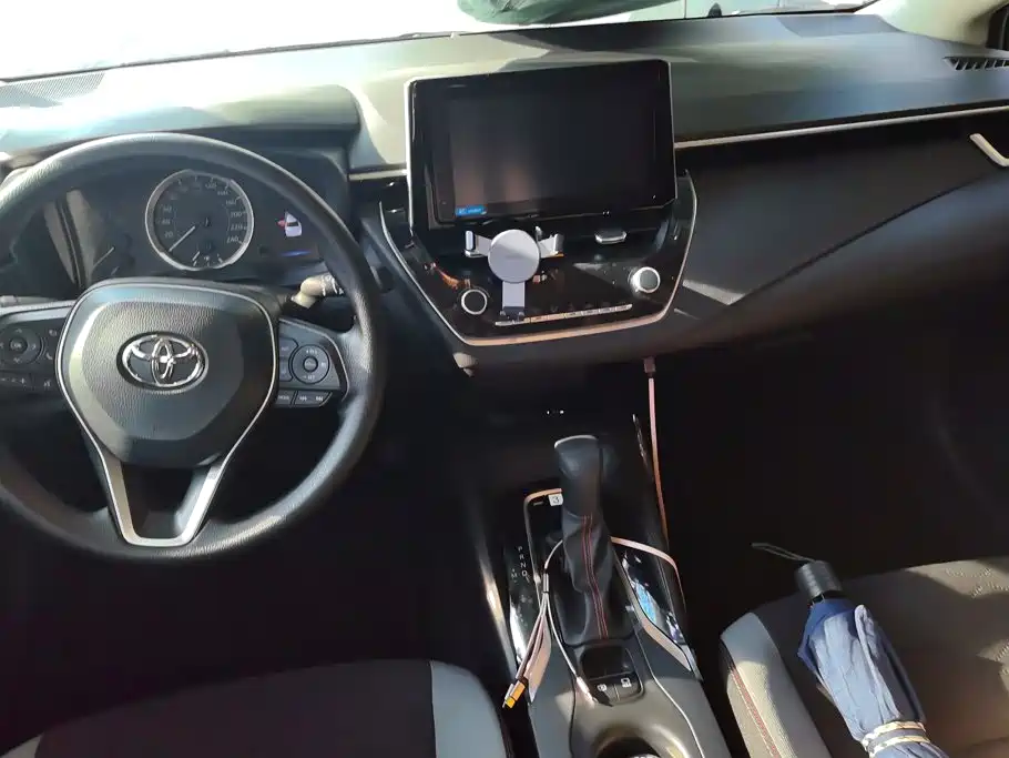Toyota Corolla 2022 — фото 12