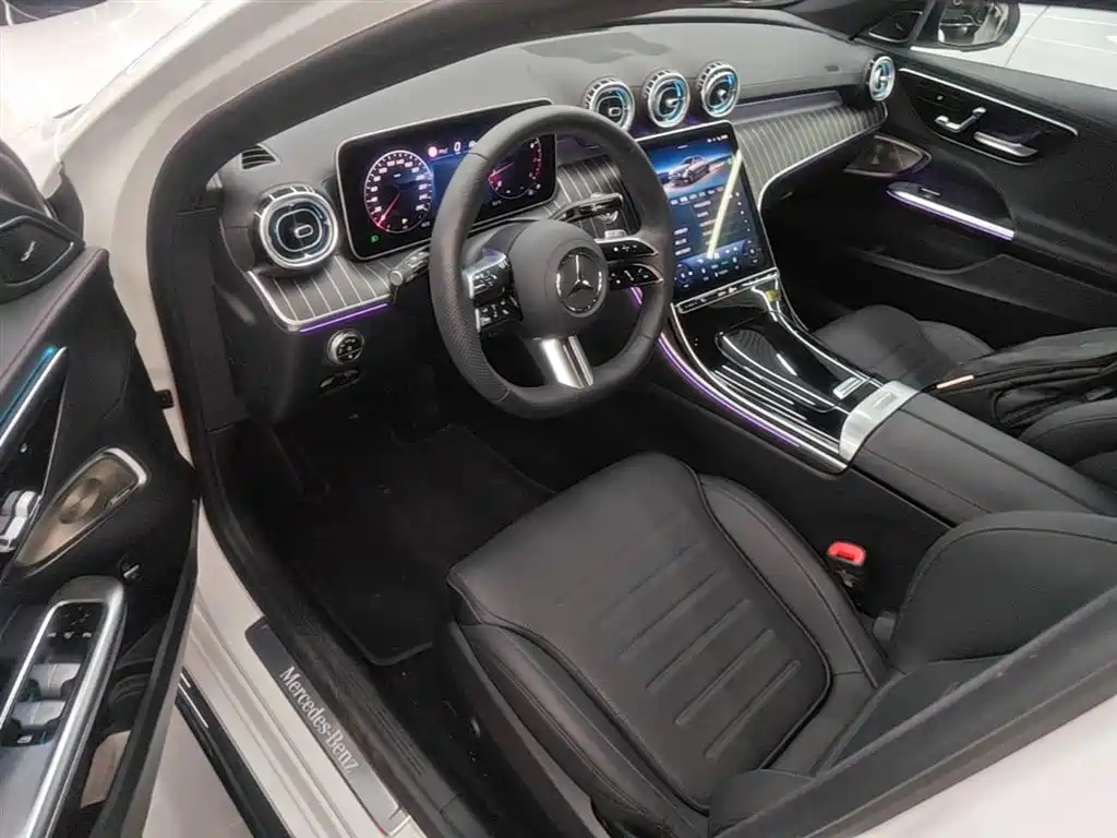 Mercedes-Benz C-Class 2024 — фото 15