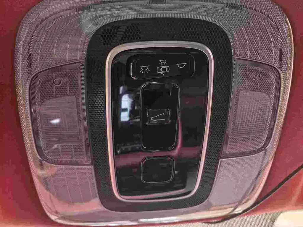 Hyundai Elantra 2023 — фото 13