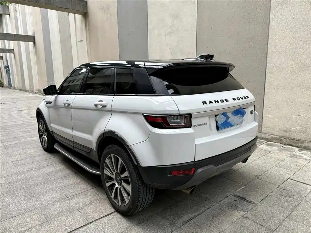 Land Rover Evoque 2017 — фото 12