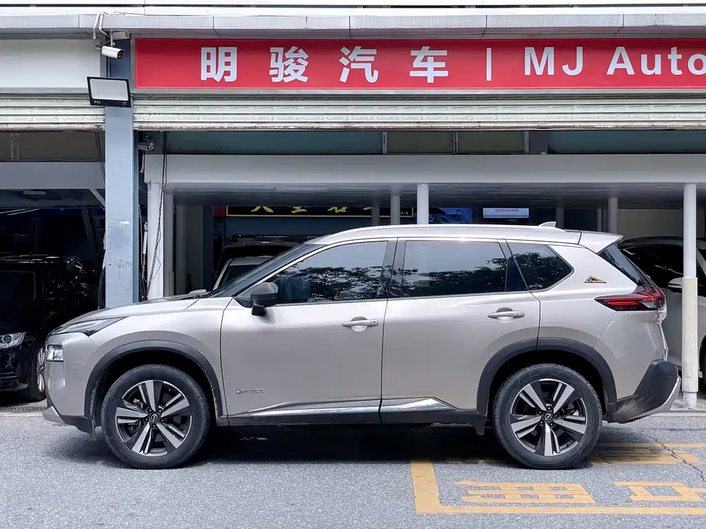 Nissan X-Trail 2023 — фото 3