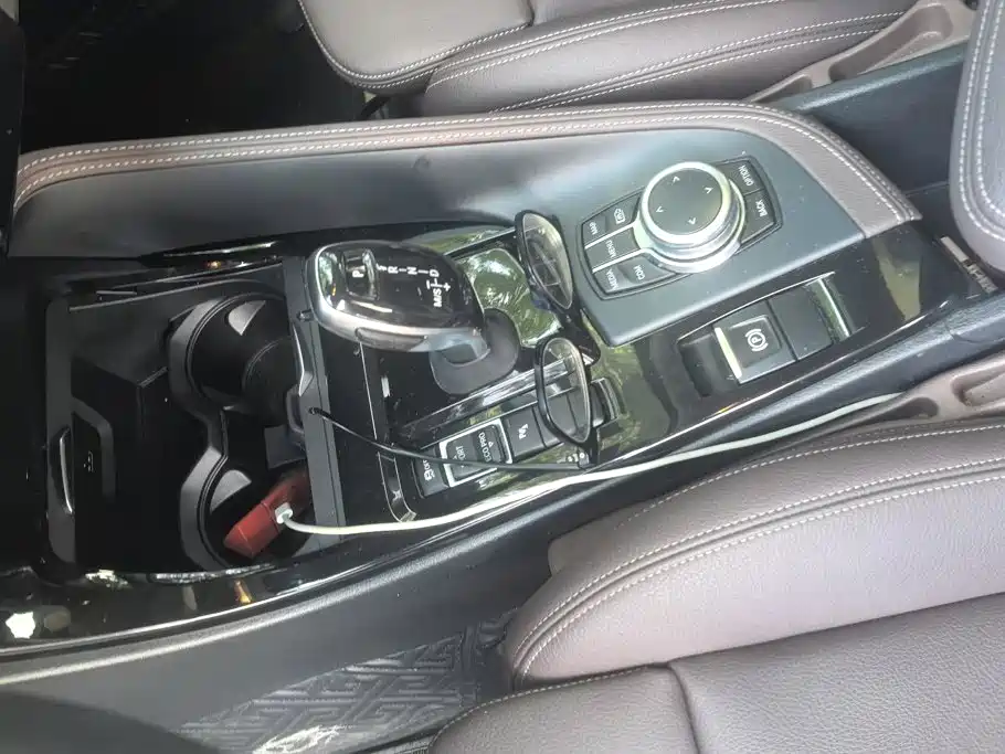 BMW X2 2023 — фото 16