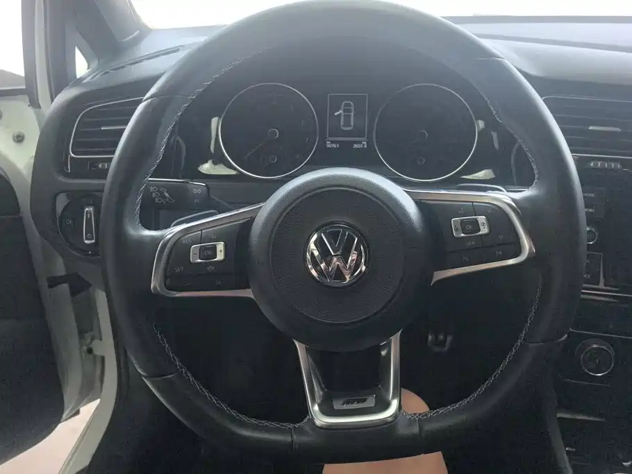 Volkswagen Golf 2019 — фото 15