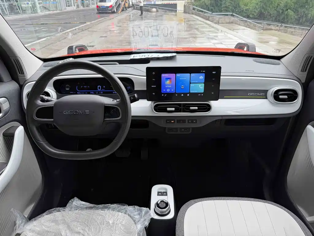 Geely Galaxy Panda 2026 — фото 14