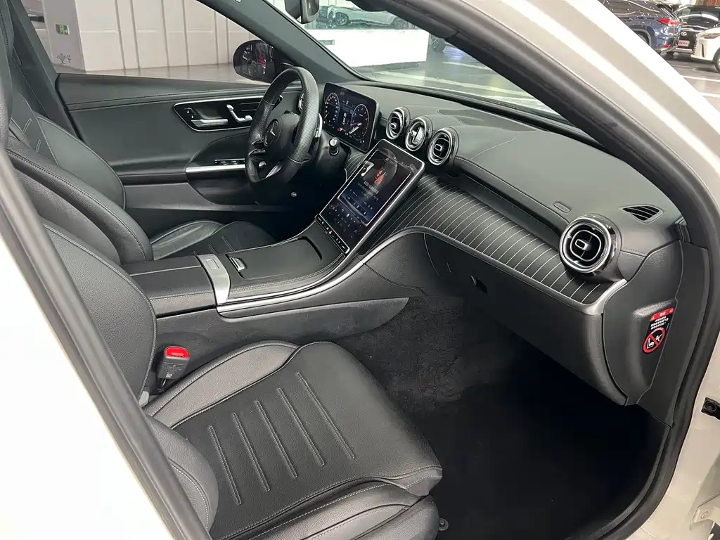 Mercedes-Benz C-Class 2022 — фото 15