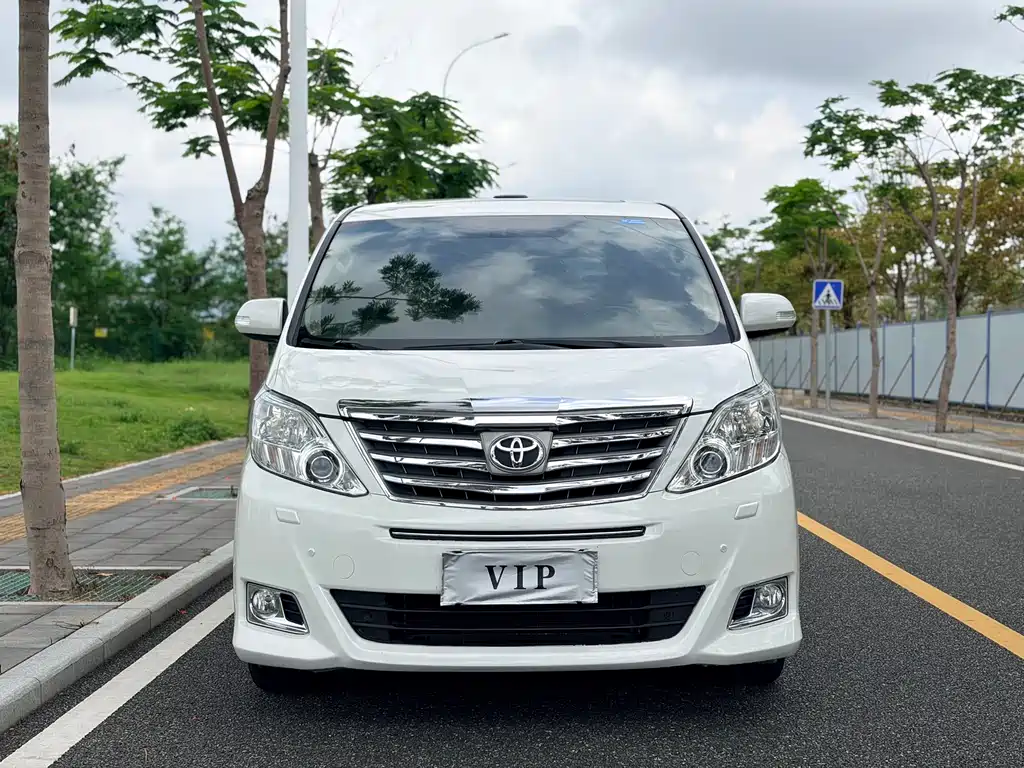 Toyota Alphard 2015 — фото 2