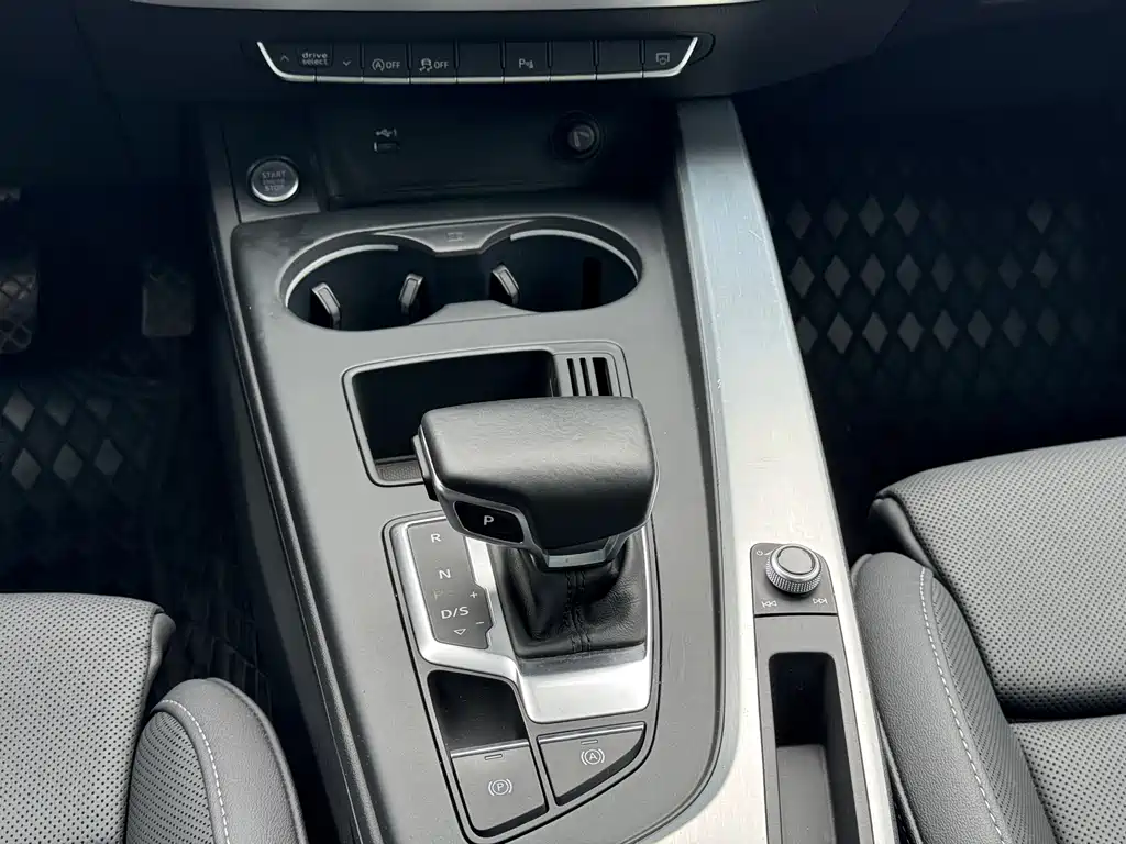 Audi A4L 2022