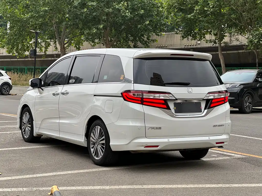 Honda Odyssey 2019 — фото 4