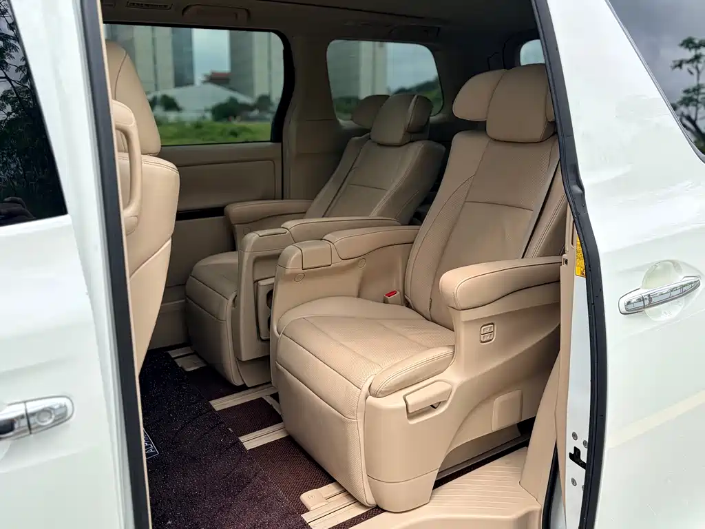 Toyota Alphard 2015 — фото 5