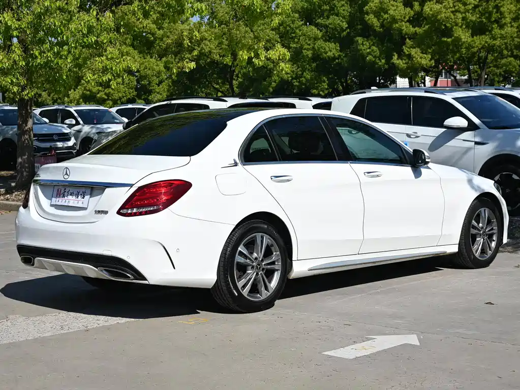 Mercedes-Benz C-Class 2018 — фото 6
