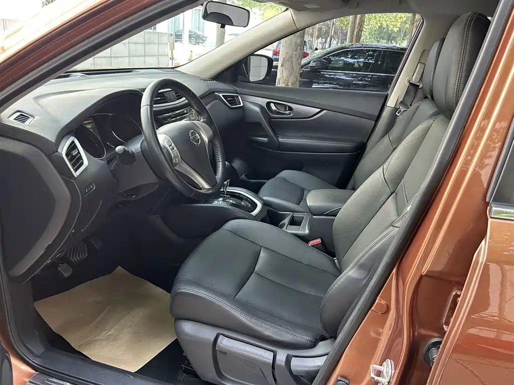 Nissan X-Trail 2015 — фото 12
