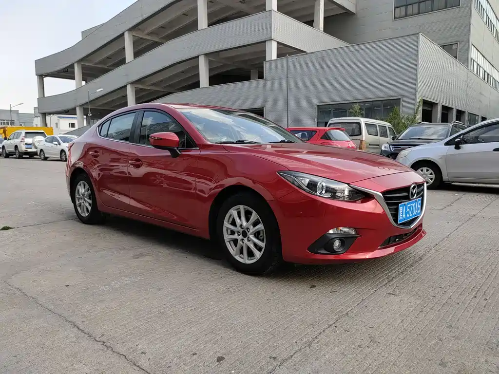 Mazda 3 Axela 2016