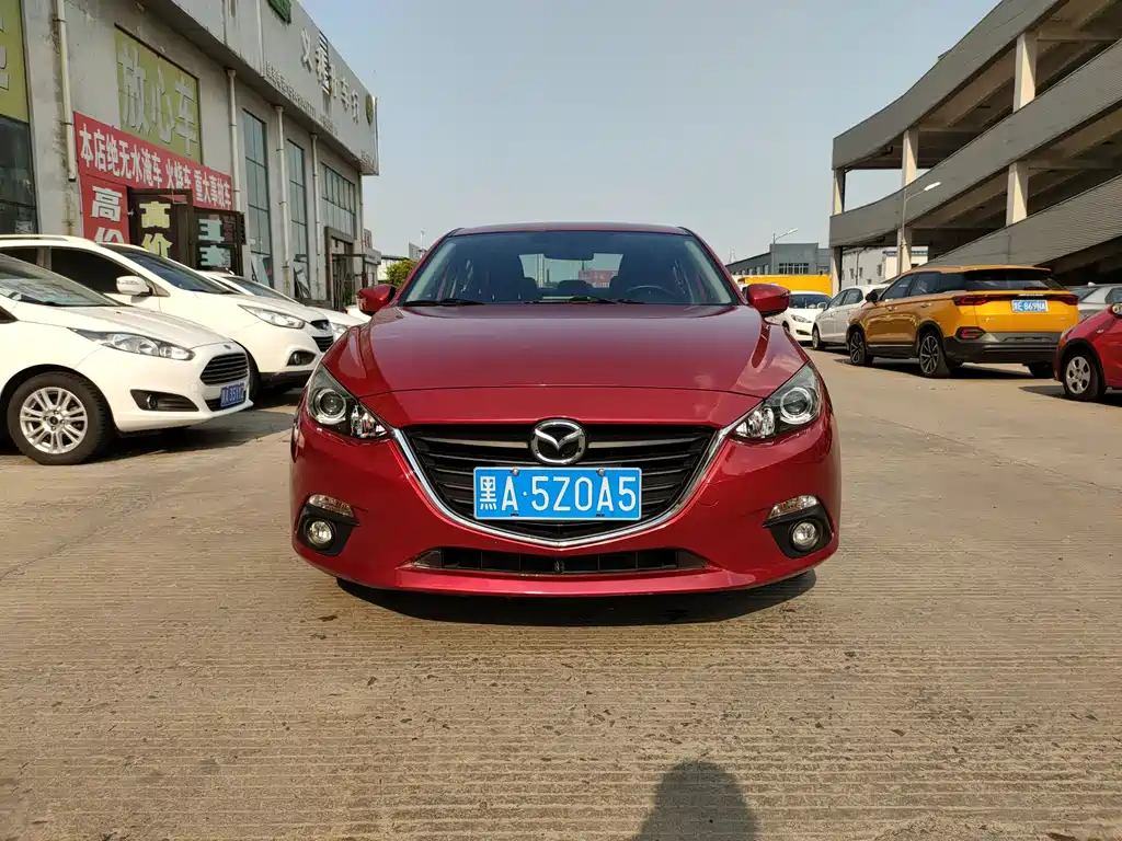 Mazda 3 Axela 2016