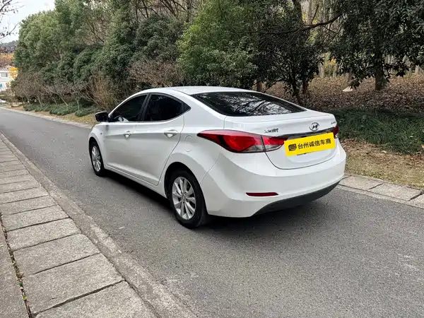 Hyundai Elantra Langdong 2017
