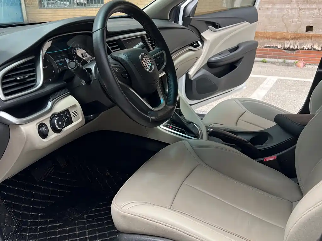 Buick Excelle 2020