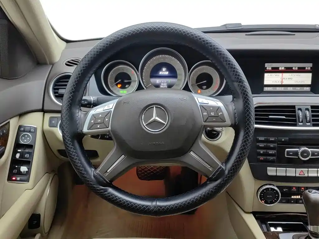 Mercedes-Benz C-Class 2014 — фото 11