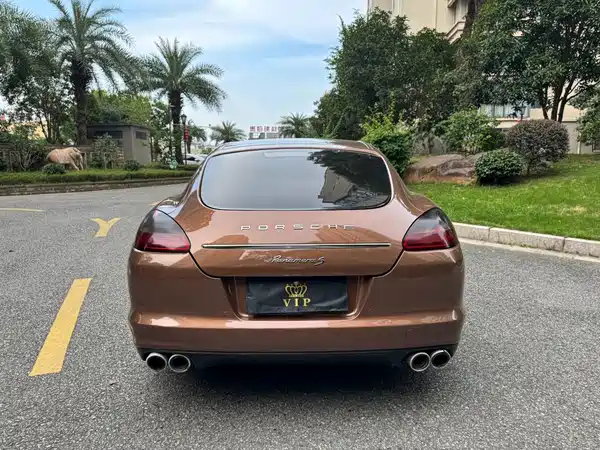 Porsche Panamera 2012