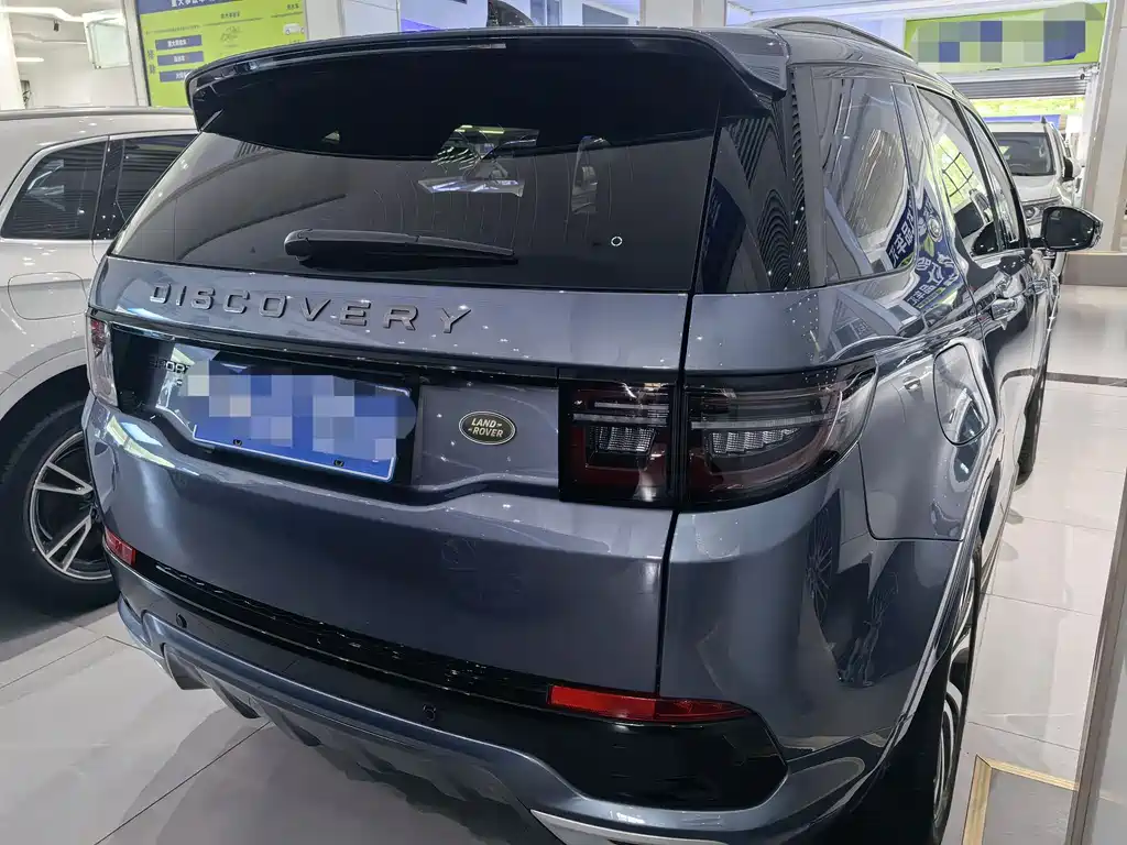 Land Rover Discovery Sport 2022 — фото 9