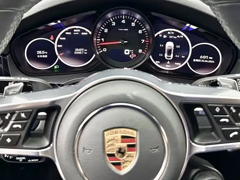 Porsche Cayenne 2023 — фото 13