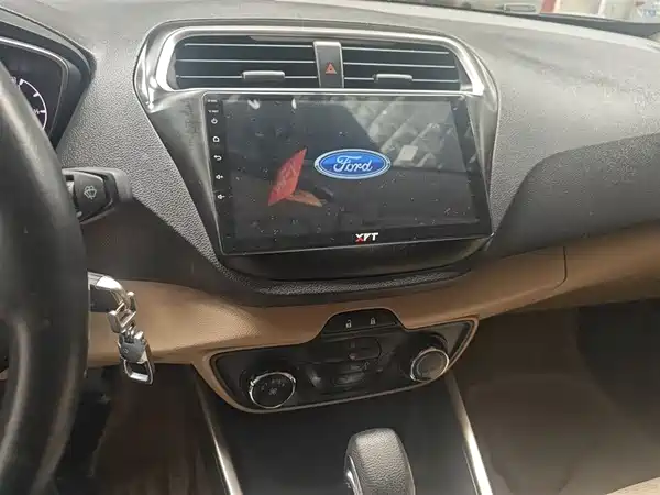 Ford Escort 2017