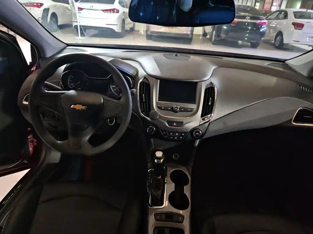 Chevrolet Cruze 2017 — фото 16