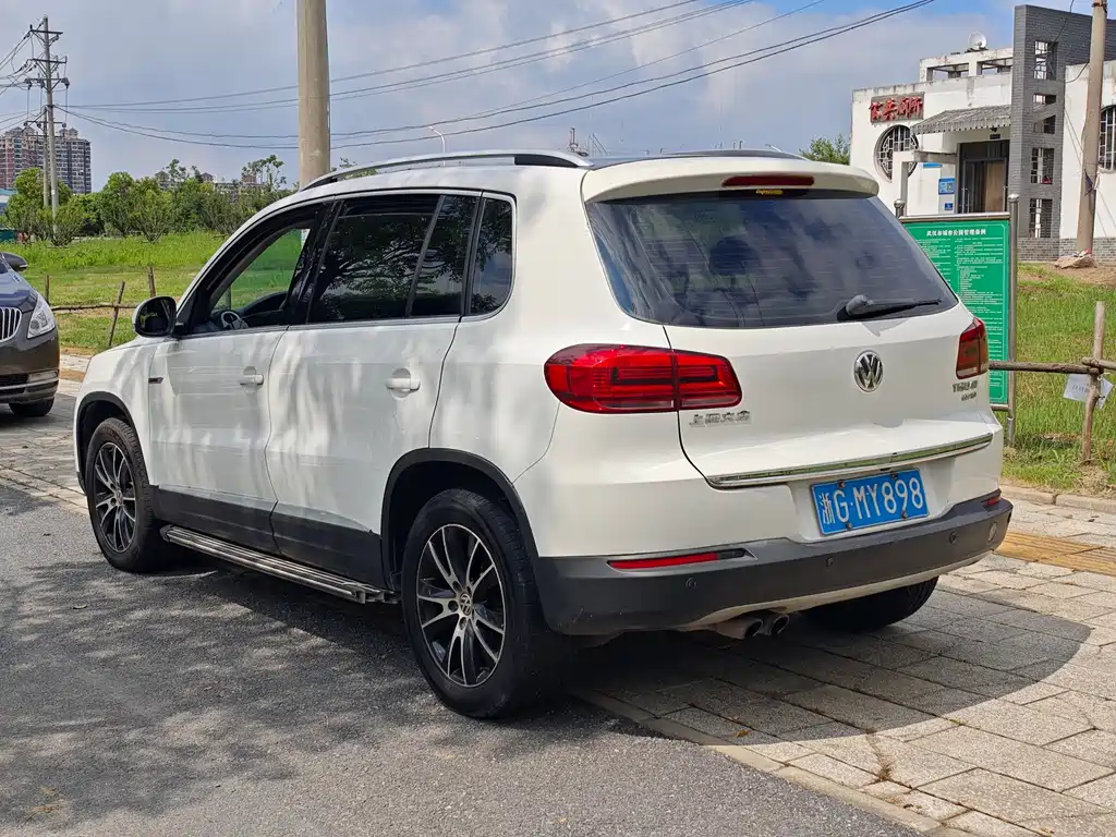 Volkswagen Tiguan 2016 — фото 8