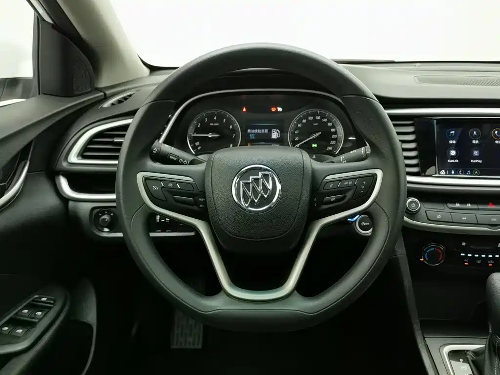 Buick Excelle 2022 — фото 11
