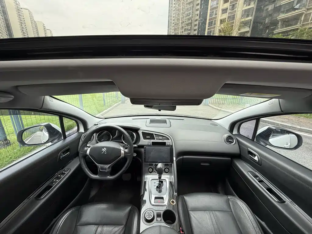 Peugeot 3008 2015 — фото 10