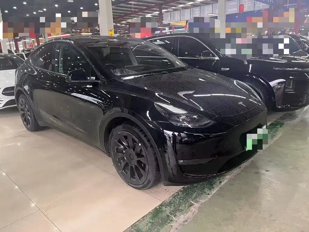 Tesla Model Y 2022 — фото 3