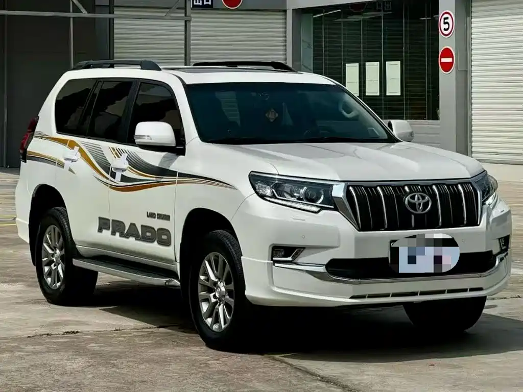 Toyota Prado 2020 — фото 1