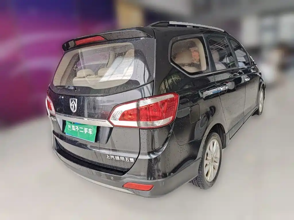 Baojun 730 2015