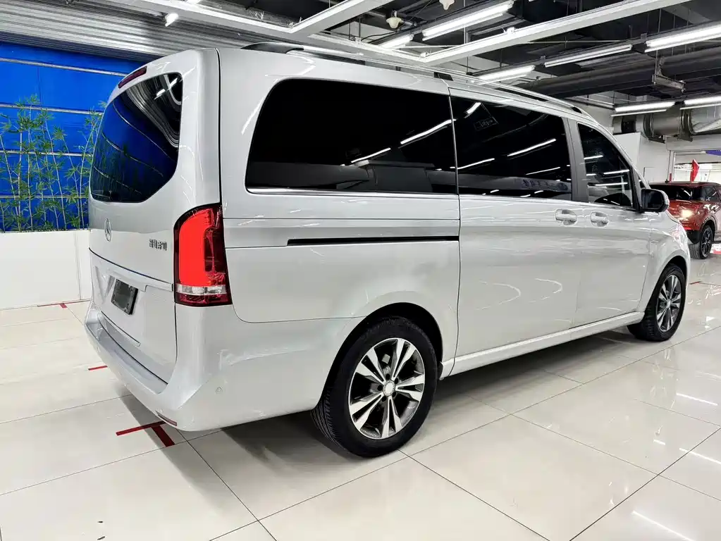 Mercedes-Benz V-Class 2016 — фото 3