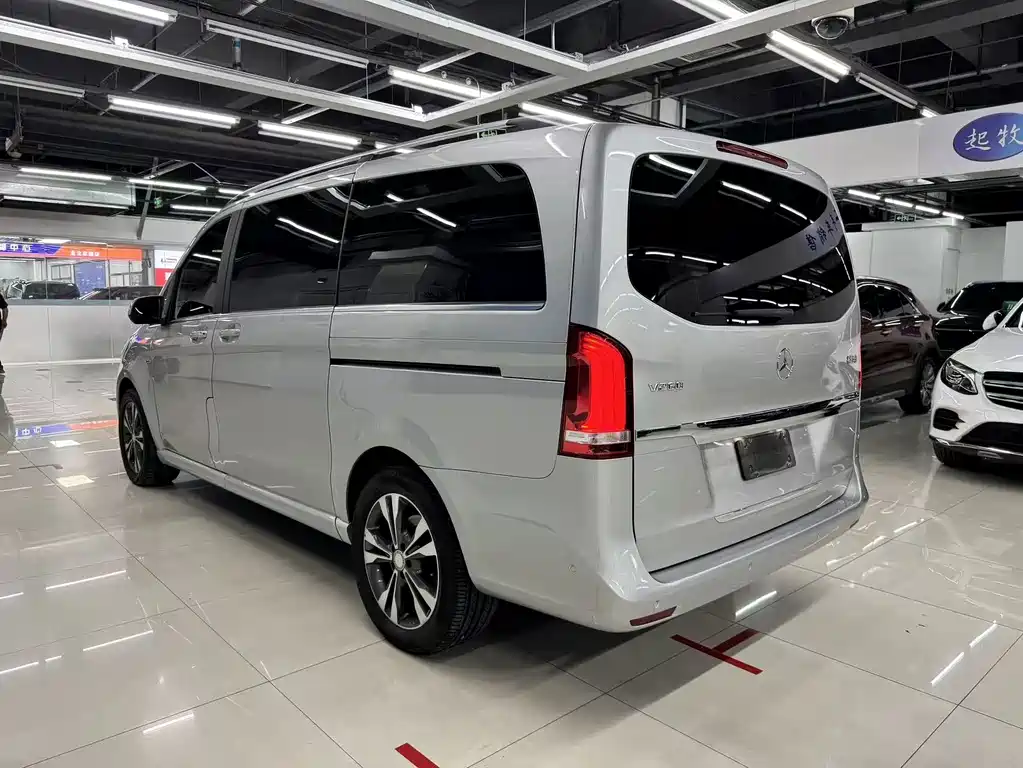 Mercedes-Benz V-Class 2016 — фото 4