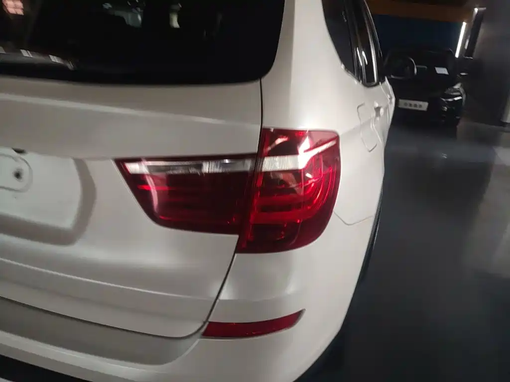 BMW X3 2018 — фото 8