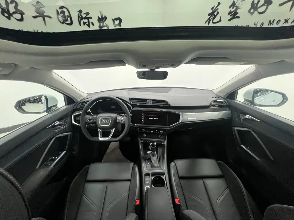 Audi Q3 Sportback 2021 — фото 11