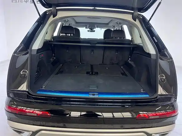 Audi Q7 2024