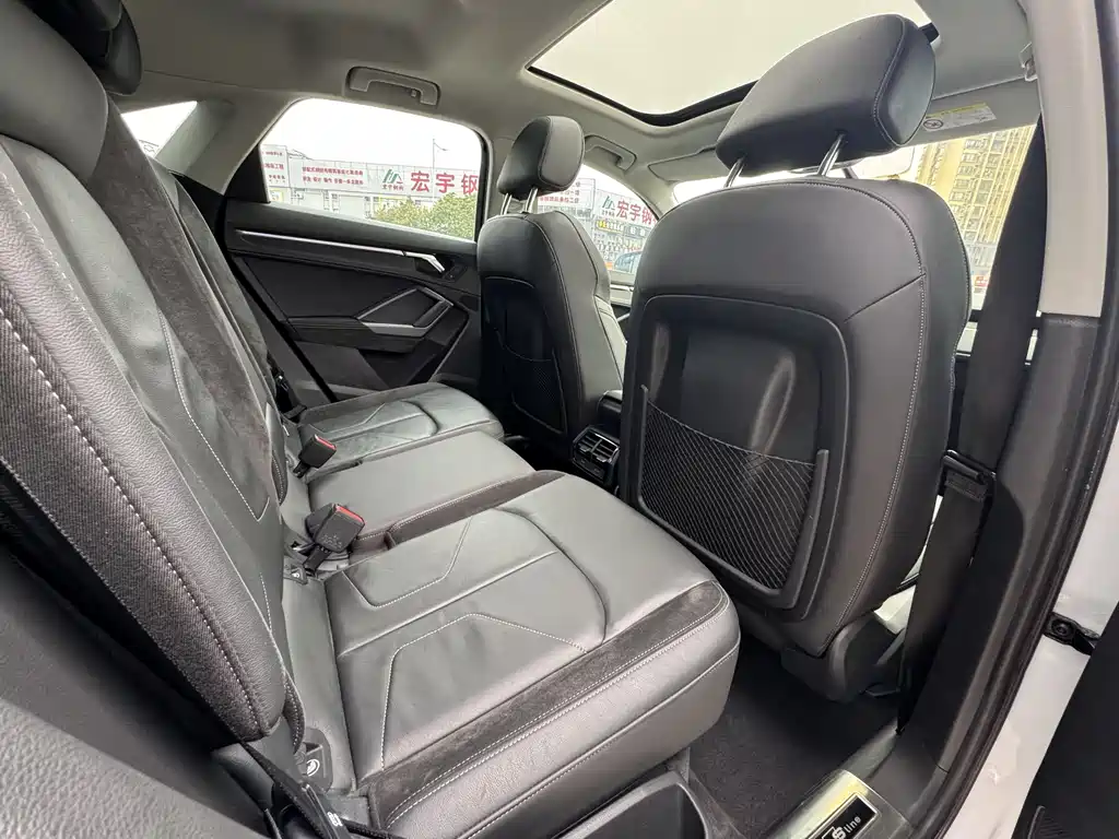 Audi Q3 Sportback 2021 — фото 19