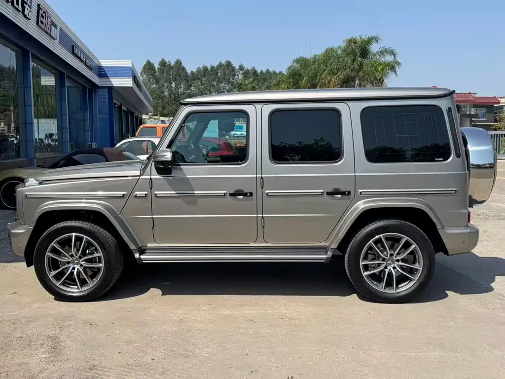Mercedes-Benz G-Class 2025 — фото 16