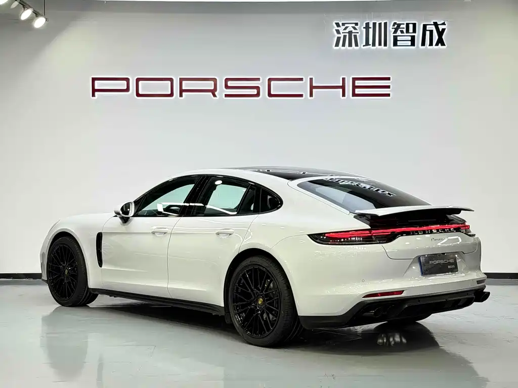 Porsche Panamera 2023 — фото 10